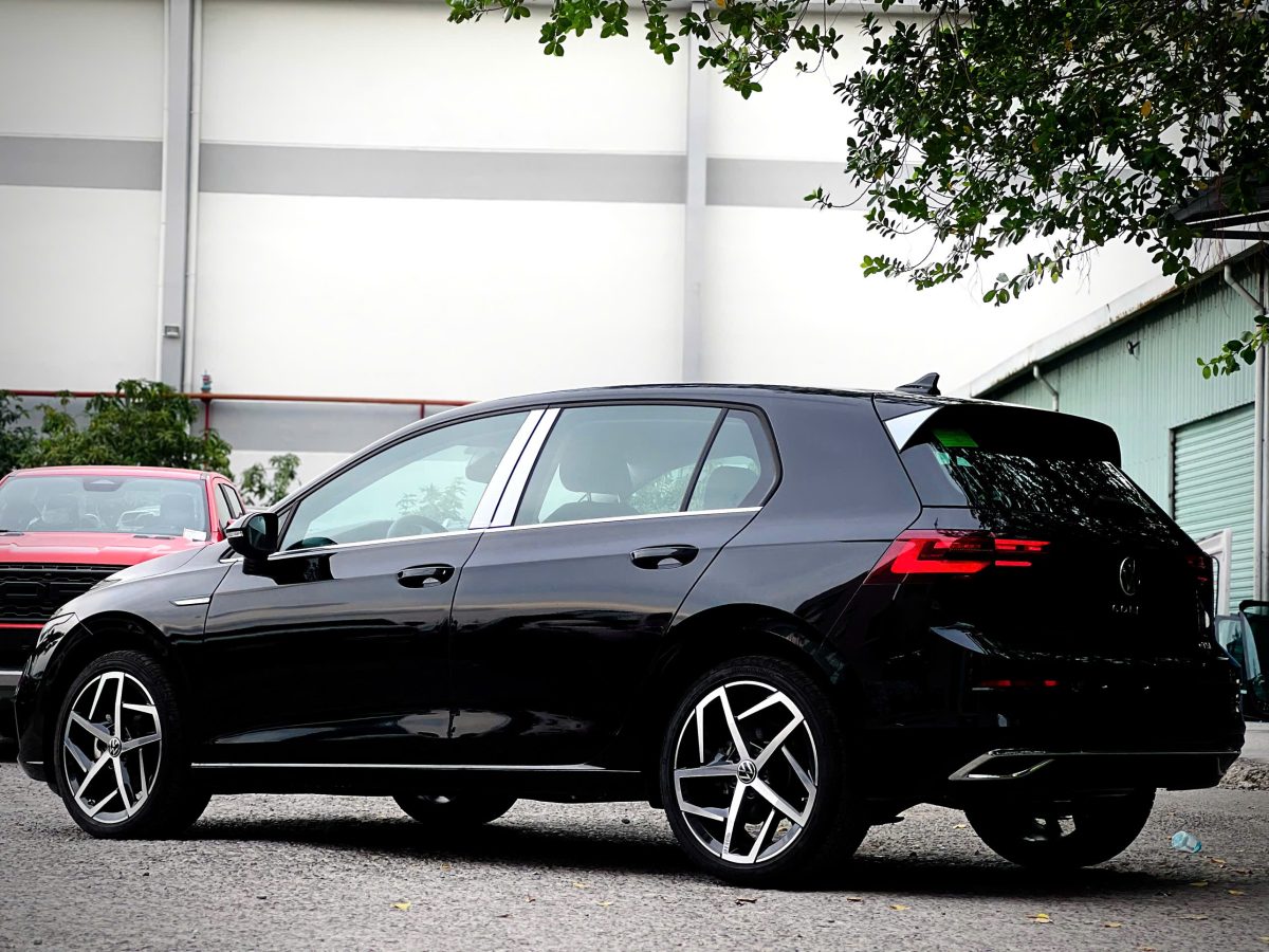 Volkswagen Golf 1.5 eTSI Style tại Volkswagen Phú Mỹ