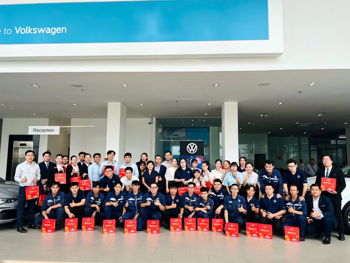 Trung Thu Gắn Kết, Trao Quà Yêu Thương 2026 | Volkswagen Phú Mỹ 10 Tập thể Volkswagen Phú Mỹ trong chương trình Trung Thu Gắn Kết 2026